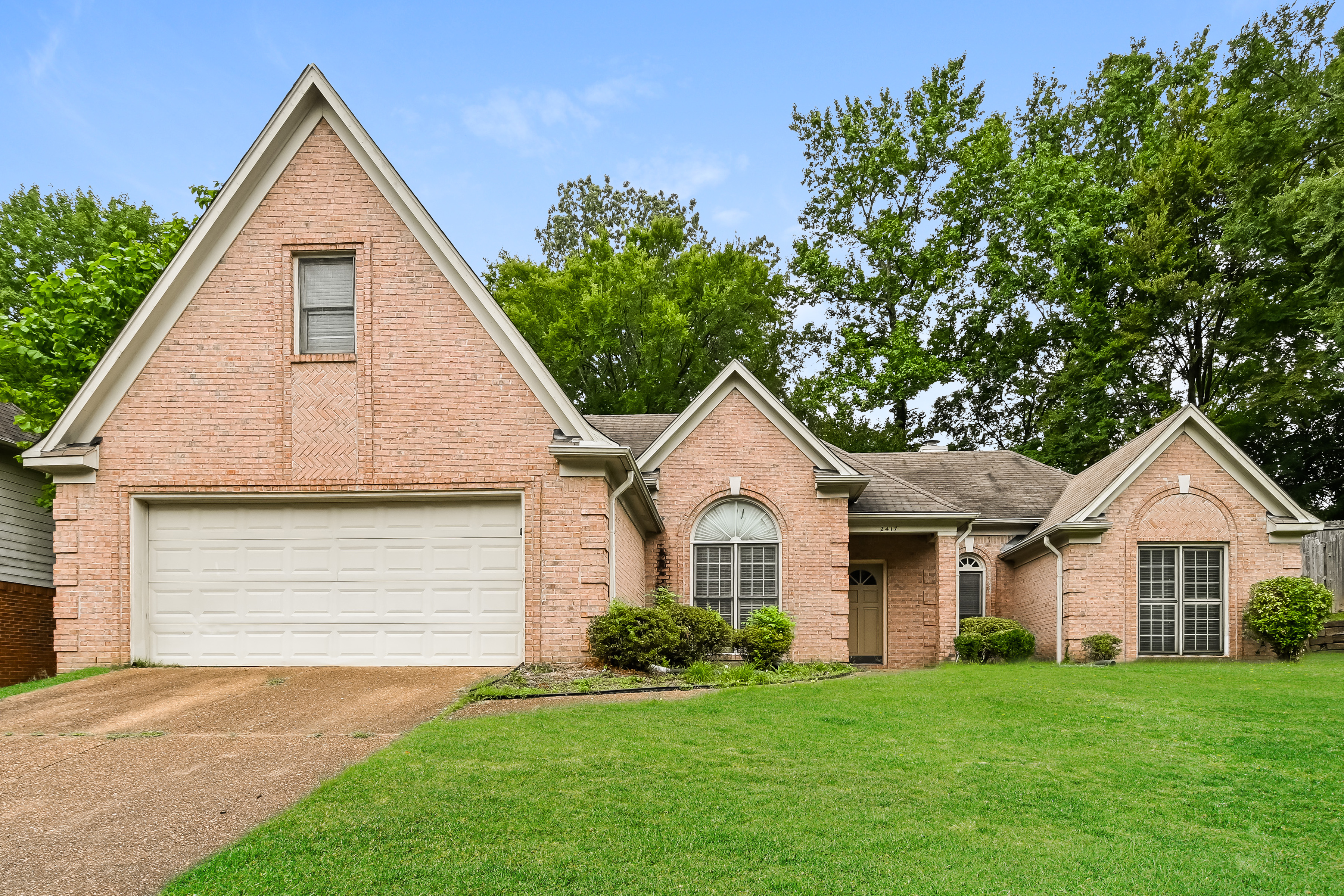 2417 Carrol Ridge Ln Cordova, TN 38016